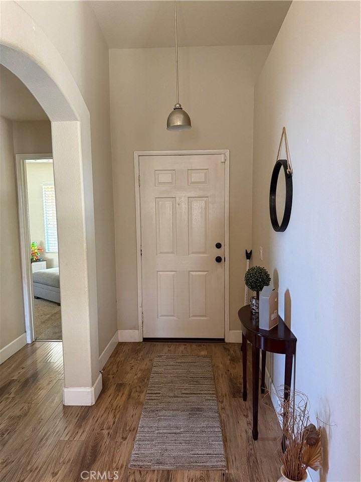 3512 Lehigh Cir - Photo 3 of 9
