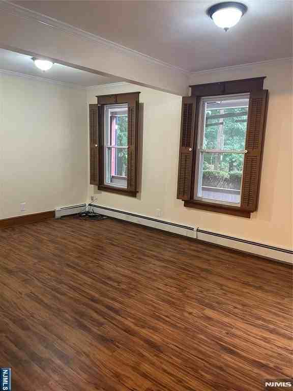 55 Garden Ave #1 - Photo 6 of 33