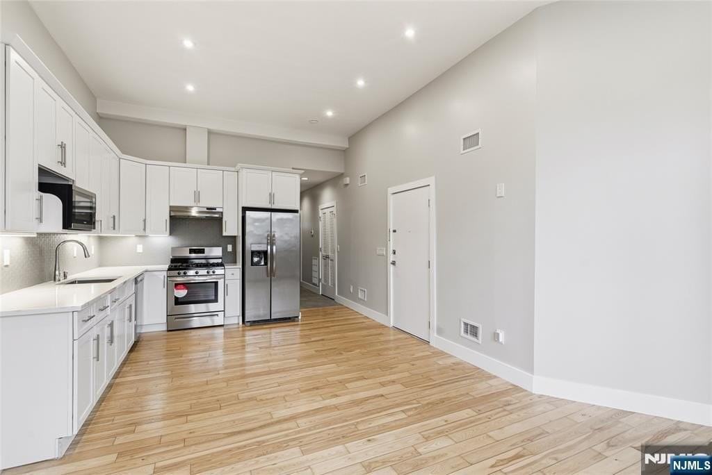 12 Dempsey Ave #A - Photo 7 of 22