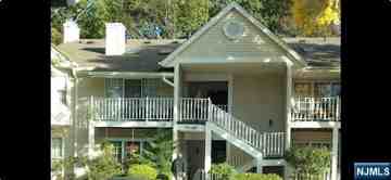 featured image of 574 Holly Ct
