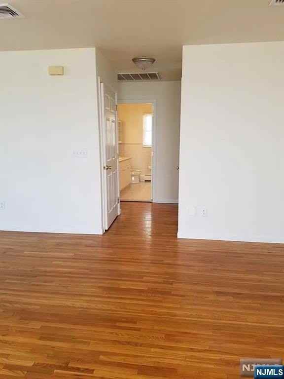 34 Delia Boulevard - Photo 7 of 16