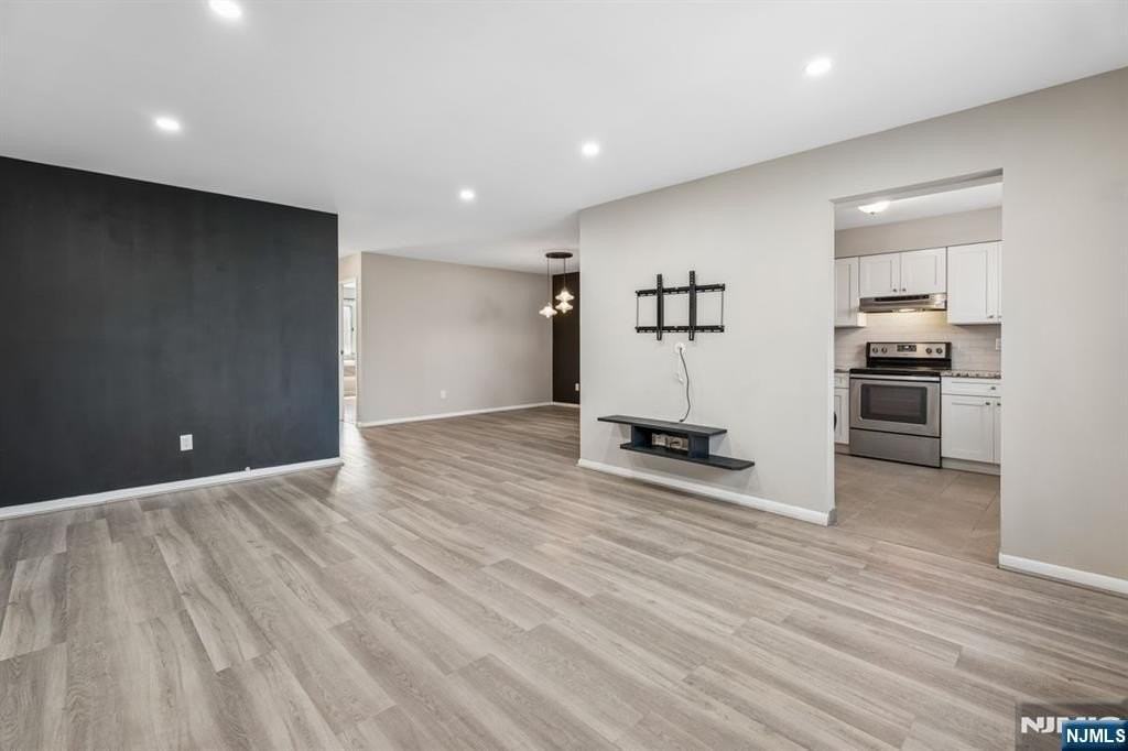 112 Mill St #H - Photo 3 of 19