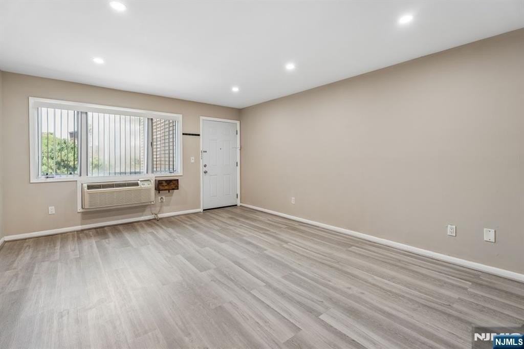 112 Mill St #H - Photo 5 of 19