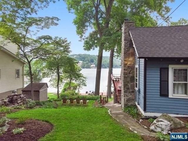 137 Lakeview Ave - Photo 3 of 30