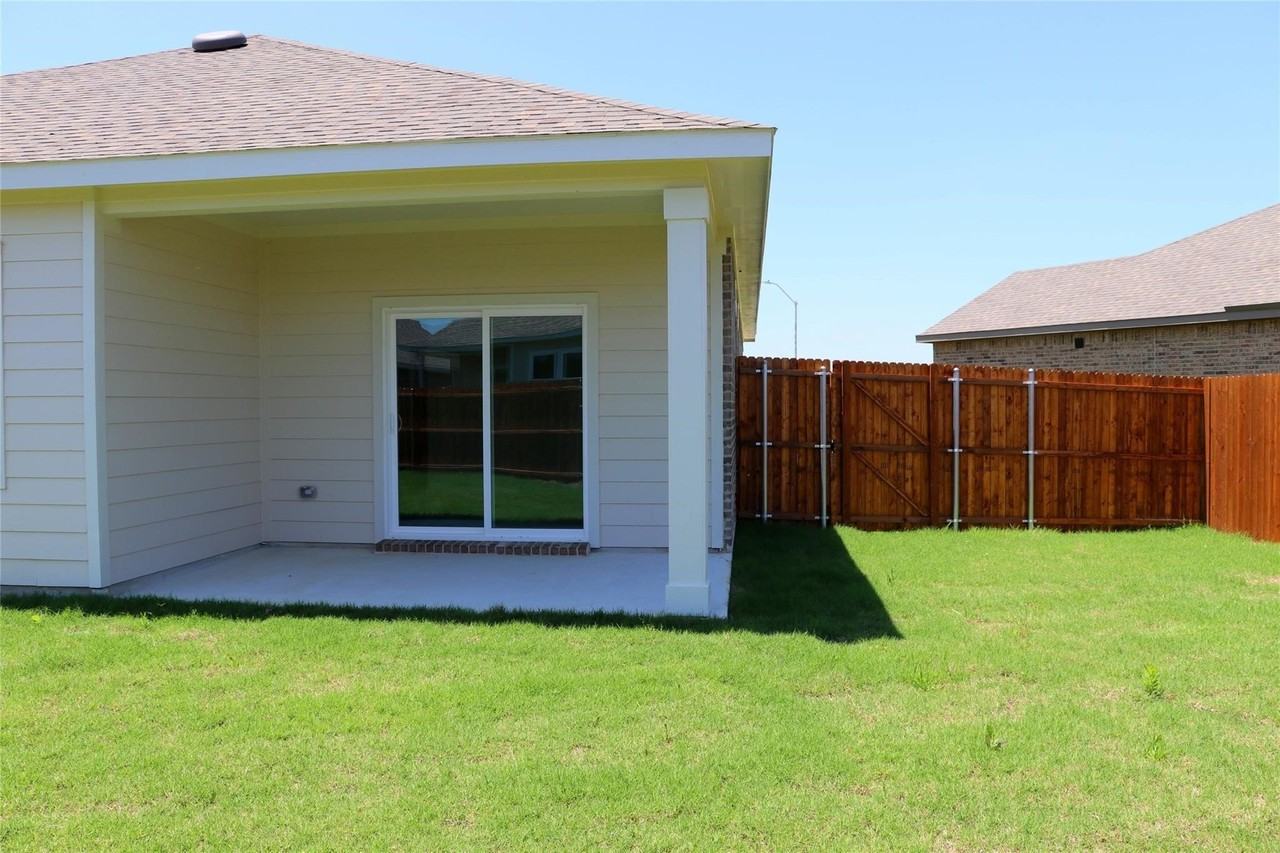 4749 Swan Neck Dr - Photo 6 of 11