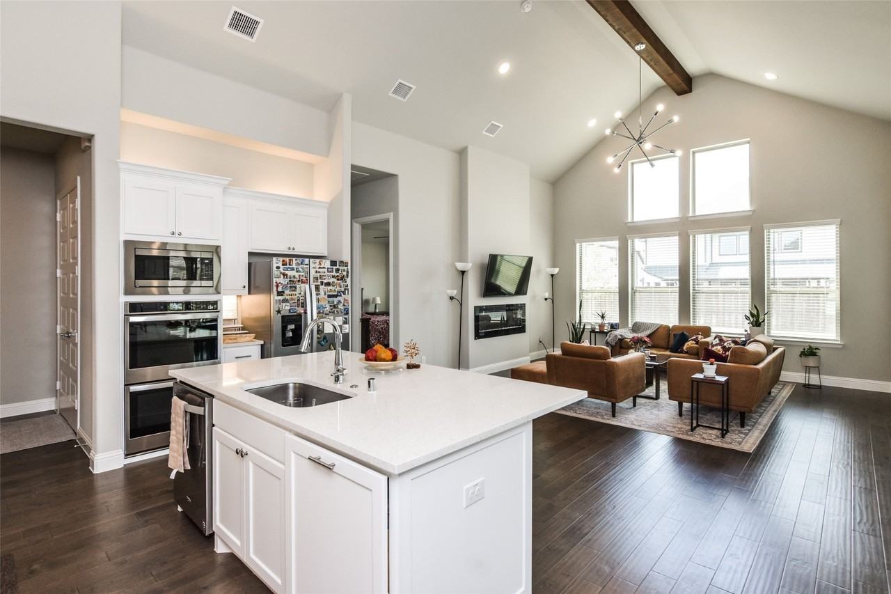 16493 Prairie Oak Rd - Photo 4 of 18