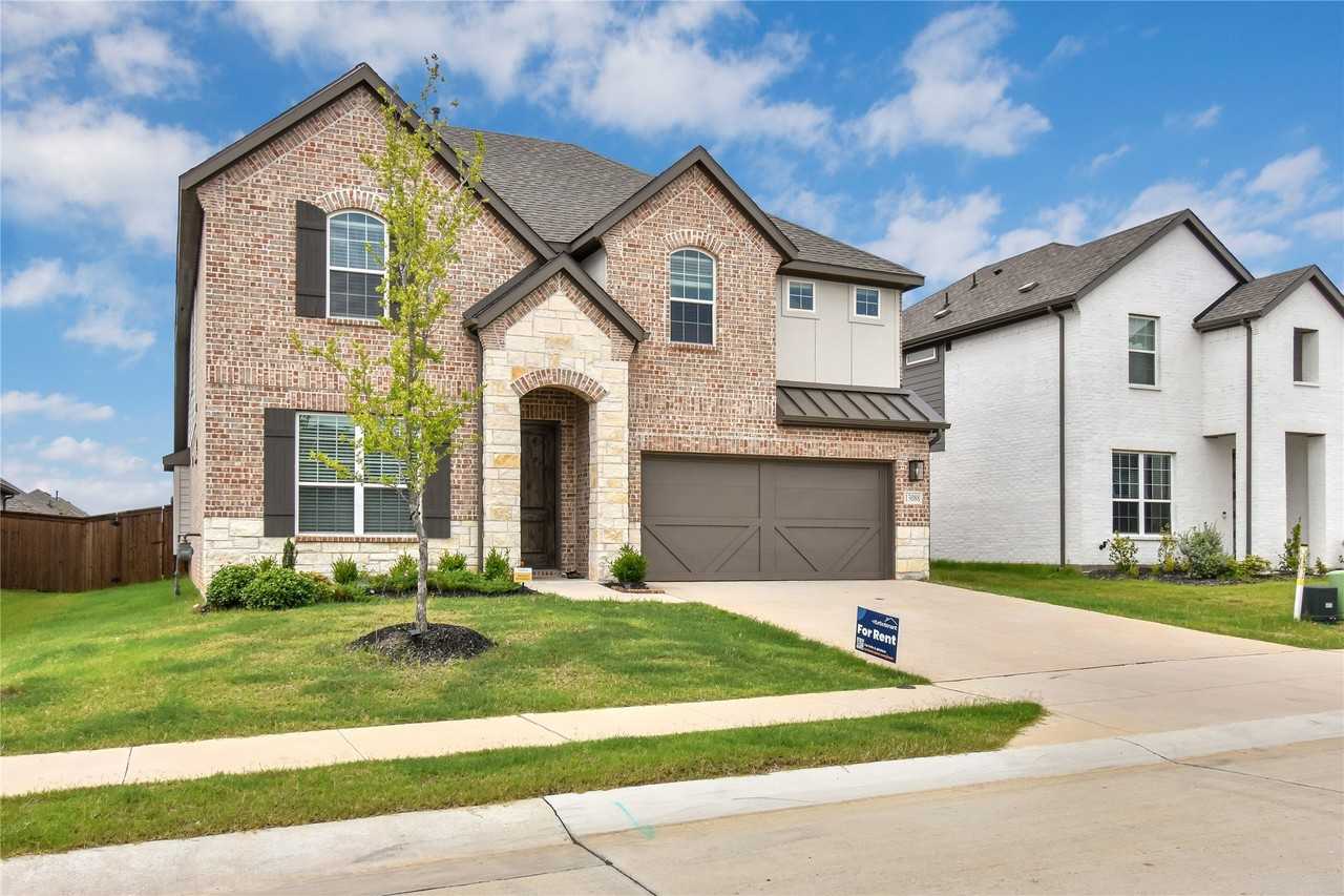 13088 Mizell Ln - Photo 2 of 28