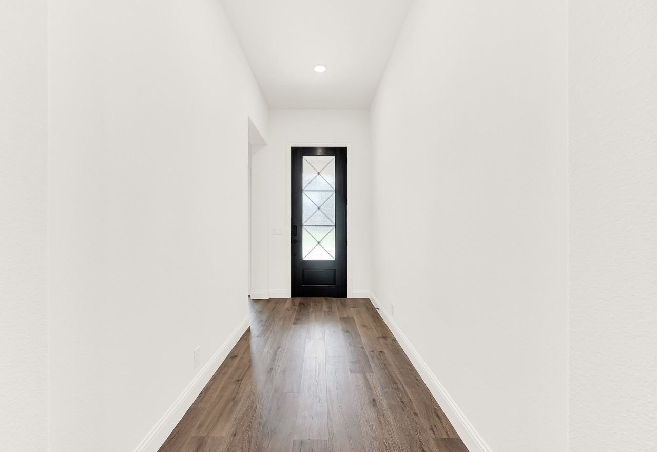 7312 Iris Rd - Photo 4 of 40