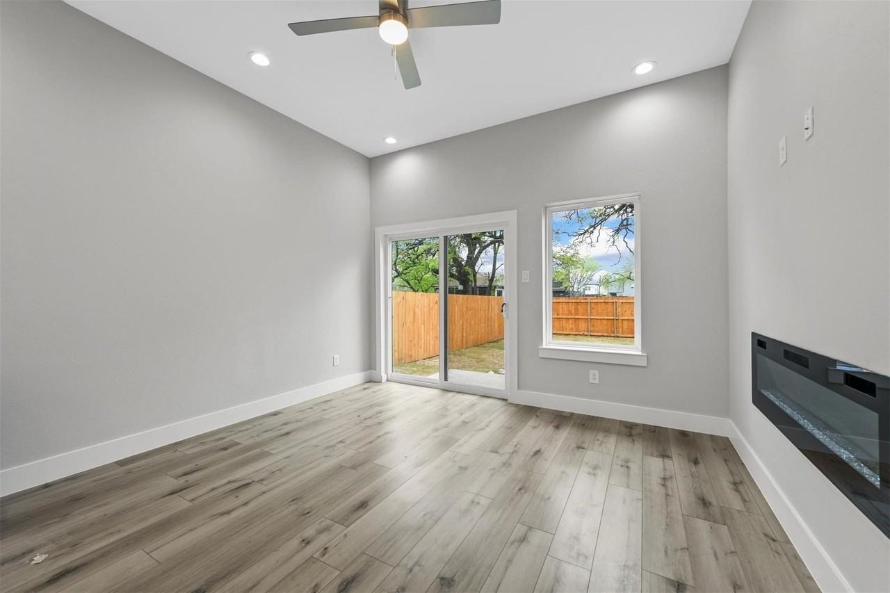 2505 Birmingham Ave - Photo 4 of 33