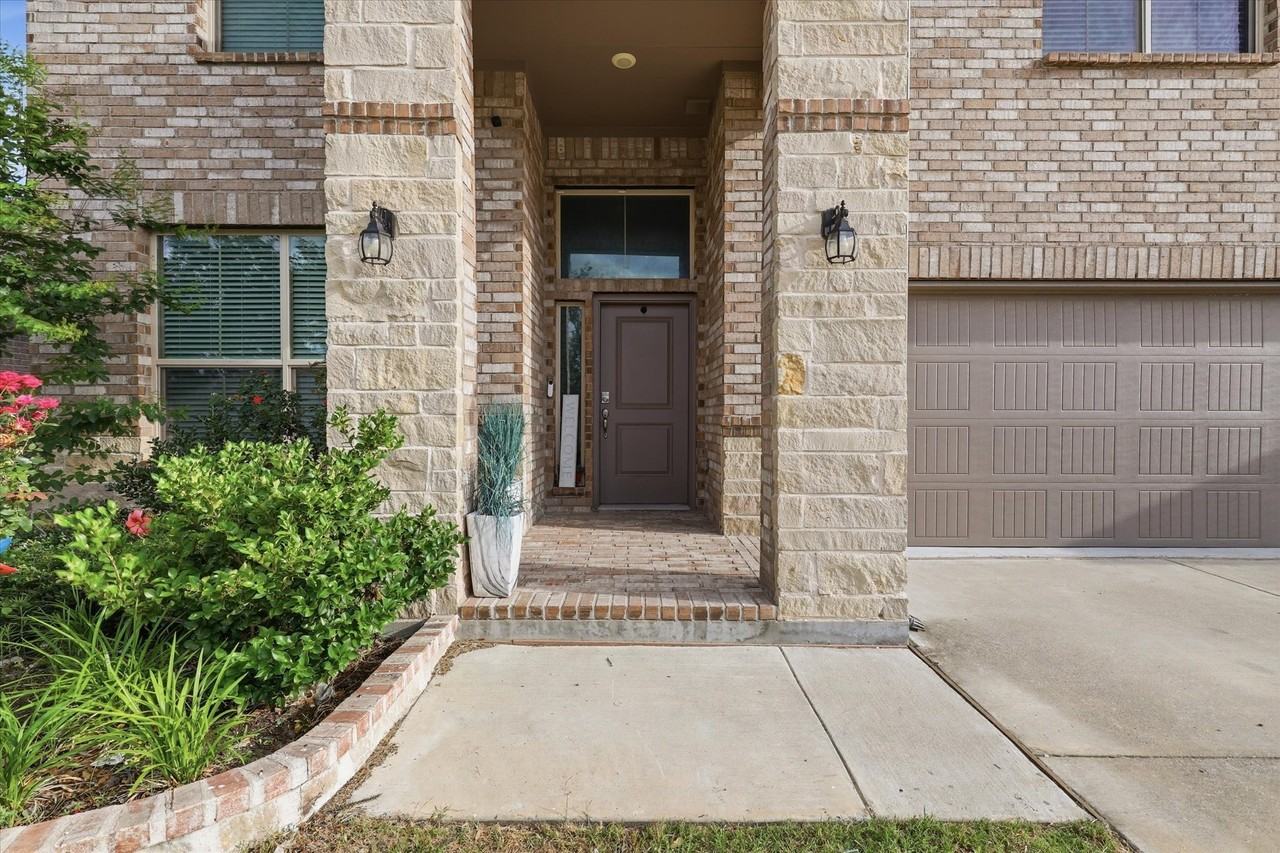 225 Oldcastle Way - Photo 4 of 40