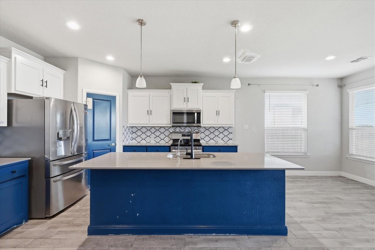 225 Oldcastle Way - Photo 7 of 40