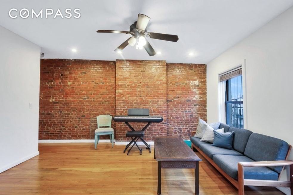 385 Madison St #3 - Photo 3 of 8
