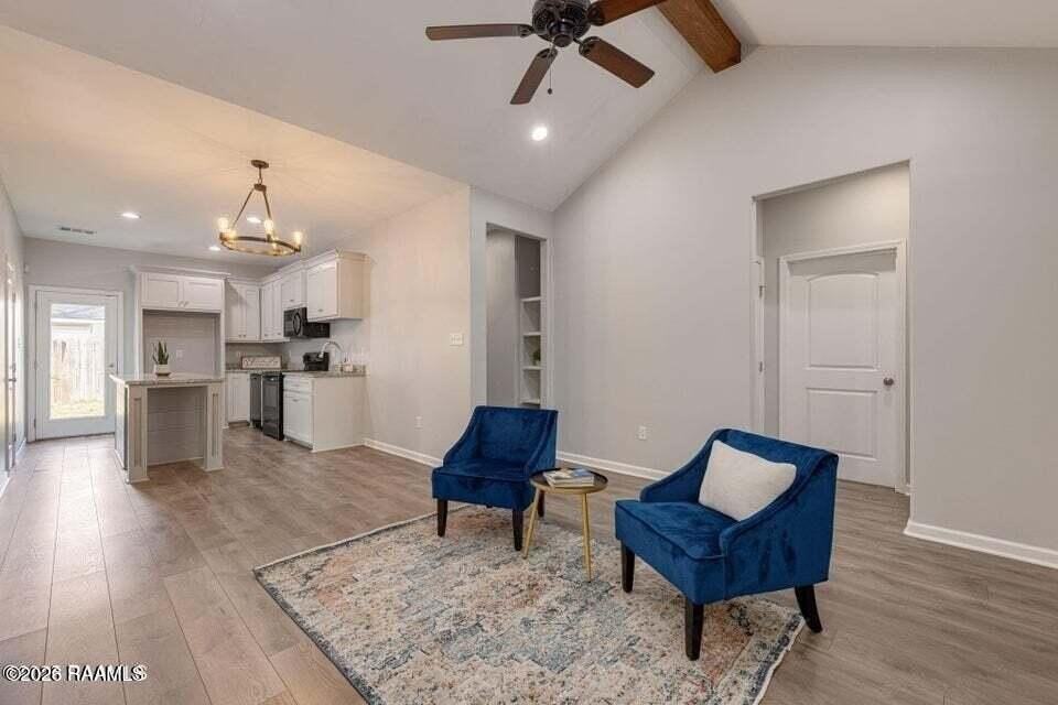109 Tyreek Dr - Photo 3 of 20