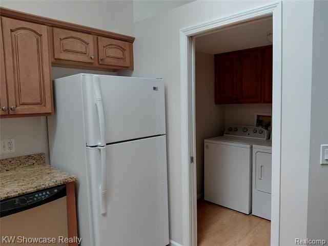 7368 Meadowridge Dr - Photo 5 of 17