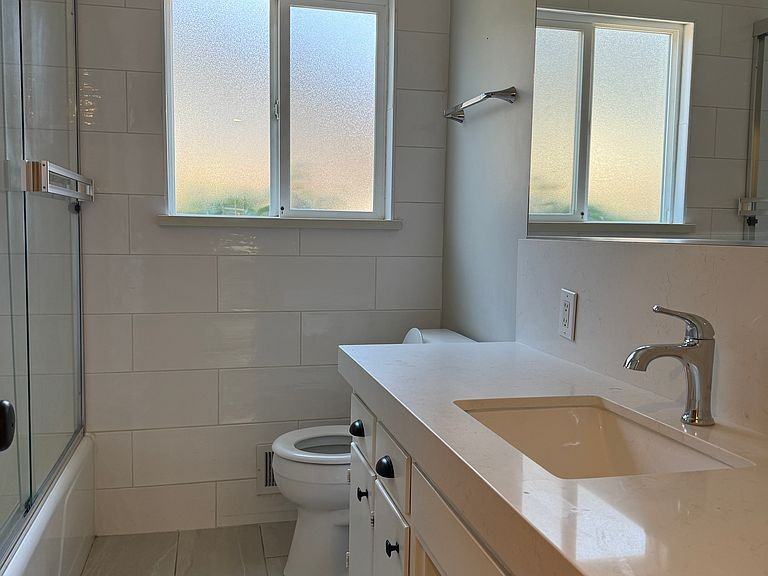 357 Birchwood Court - Photo 5 of 13