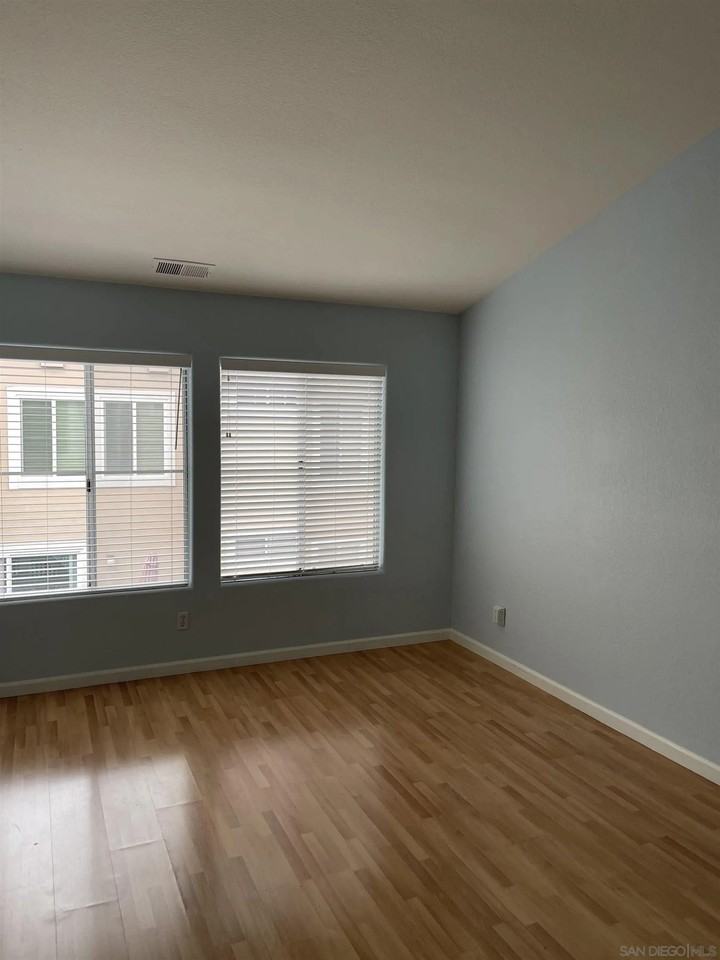 12928 Carmel Creek Rd #46 - Photo 6 of 9