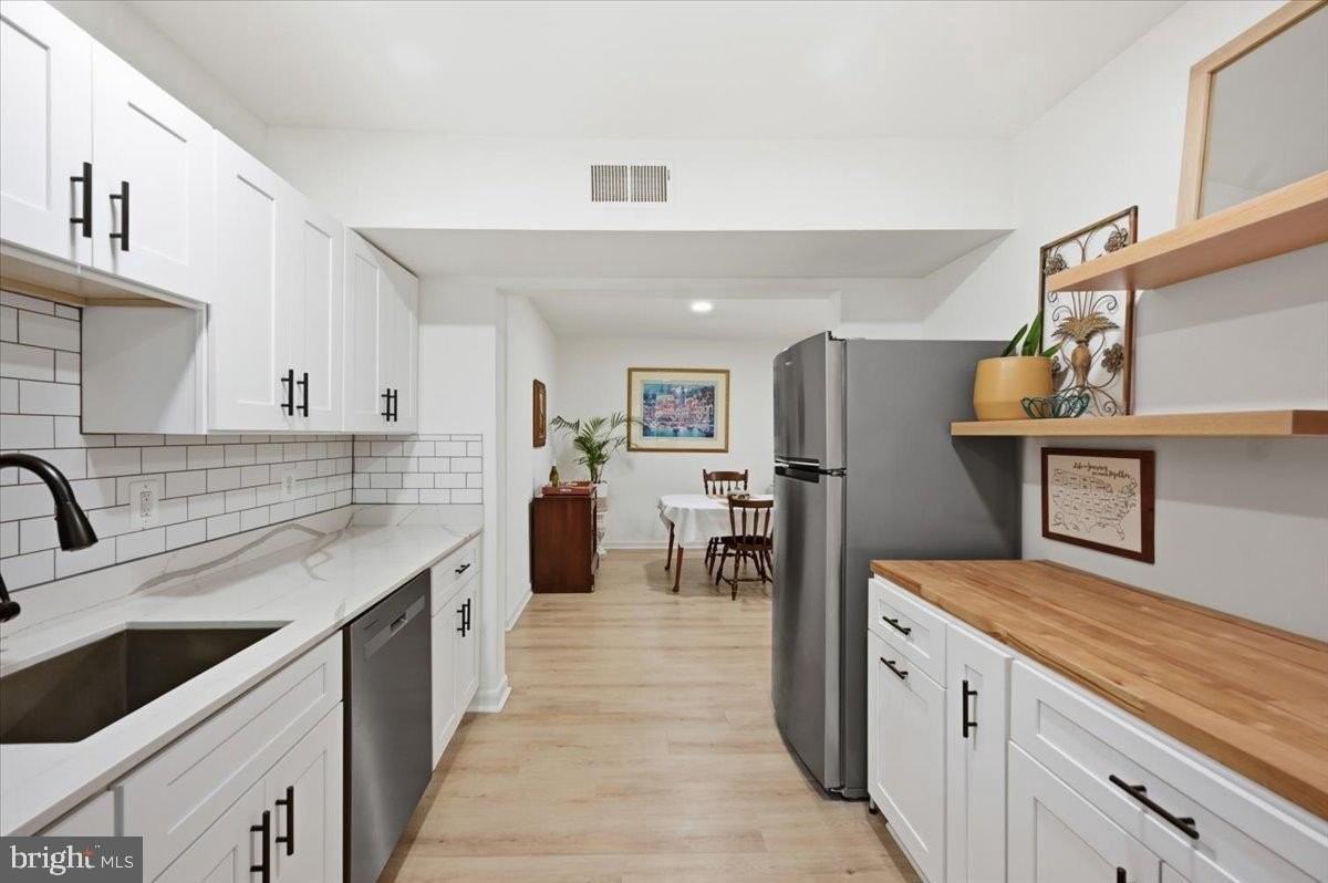 55 Skyhill Rd #101 - Photo 7 of 37