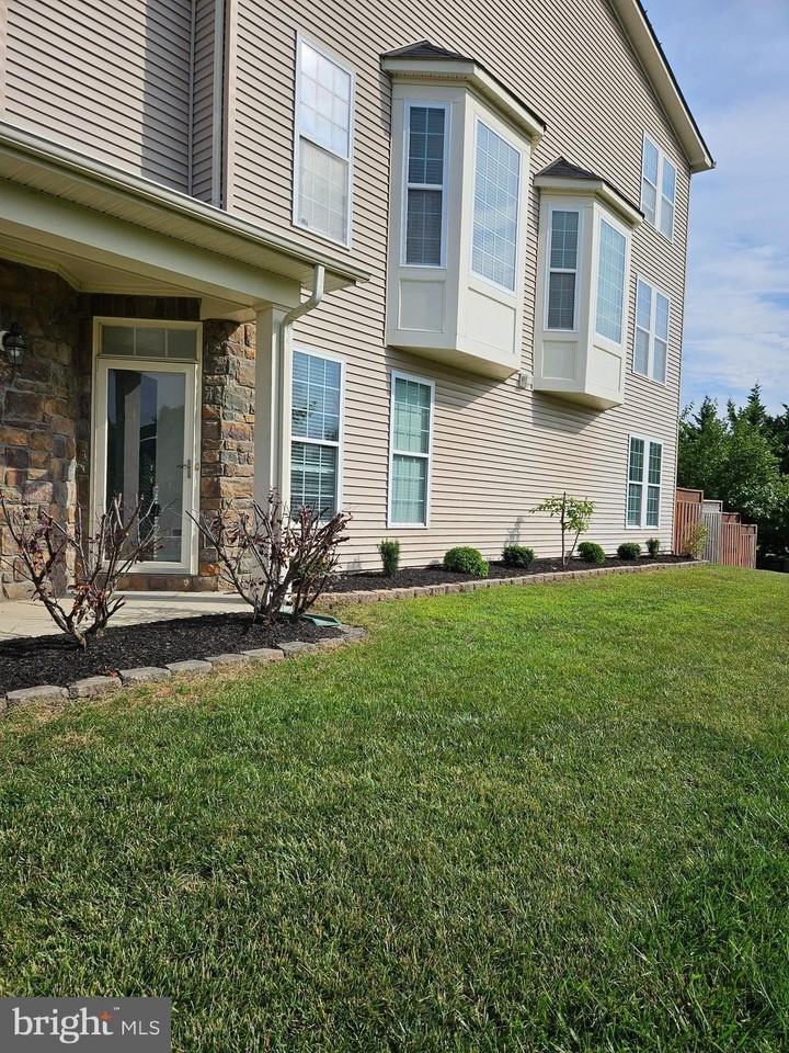 41904 Diabase Sq - Photo 2 of 25