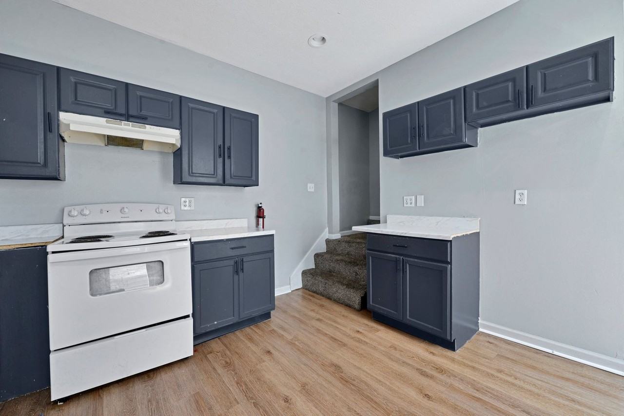 195 E Innis Ave #195 - Photo 7 of 16