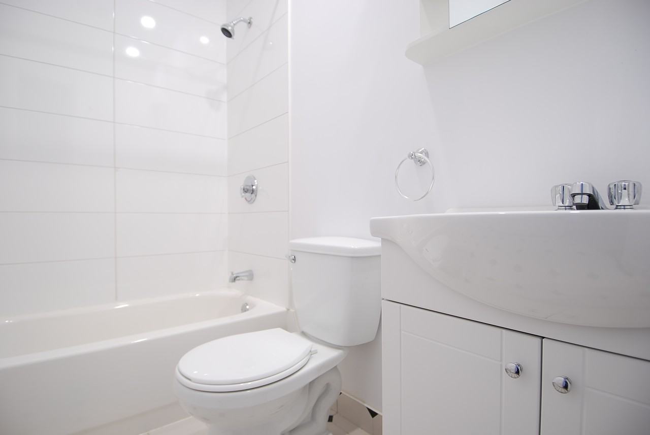 2100 Rue Saint-Denis #16 - Photo 5 of 9