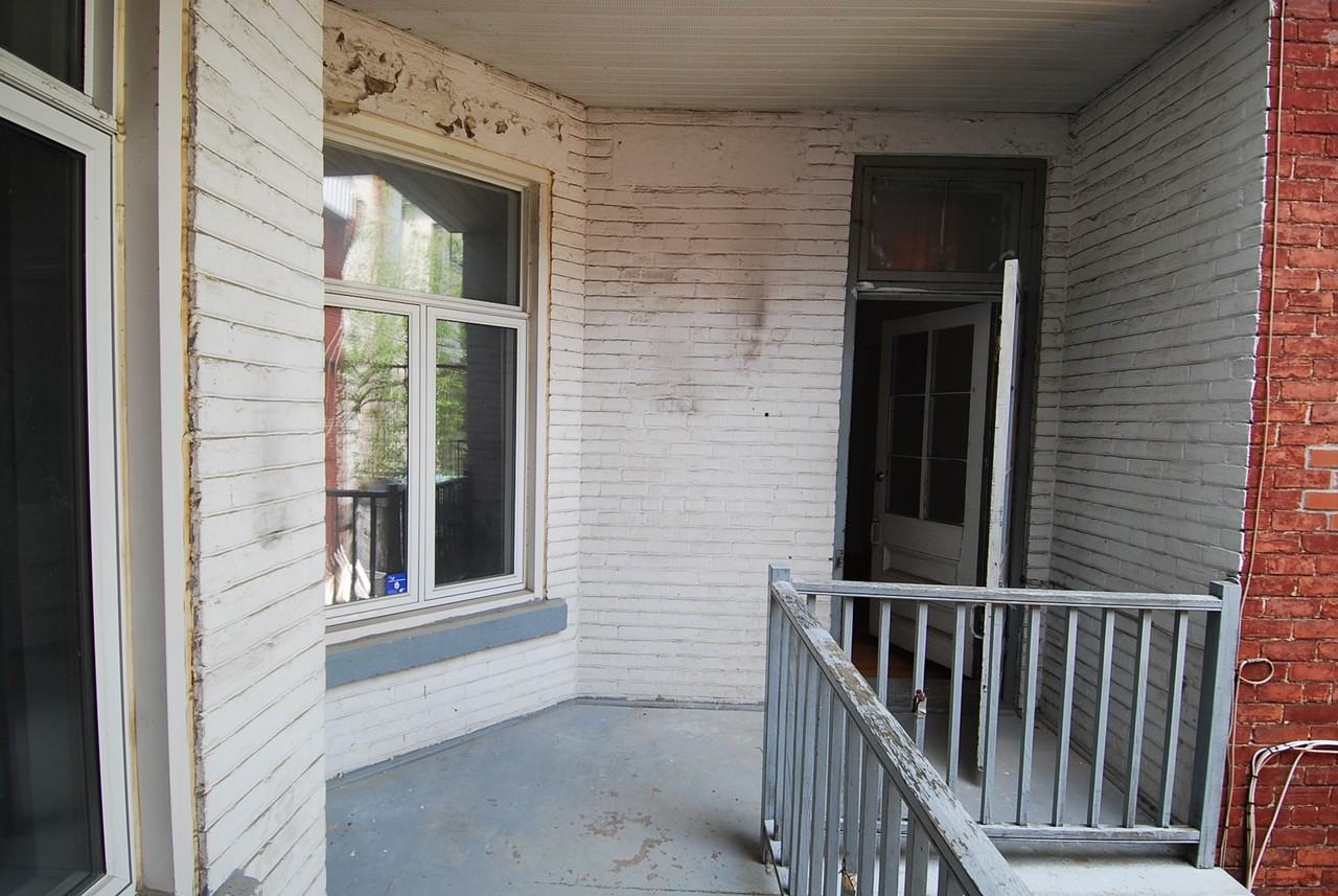 2100 Rue Saint-Denis #16 - Photo 7 of 9