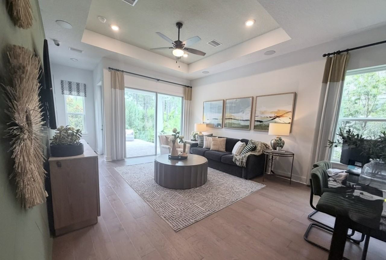 47 Oak Breeze Dr #1 - Photo 2 of 24