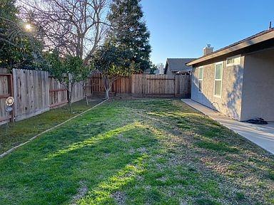 864 Cole Avenue - Photo 5 of 11