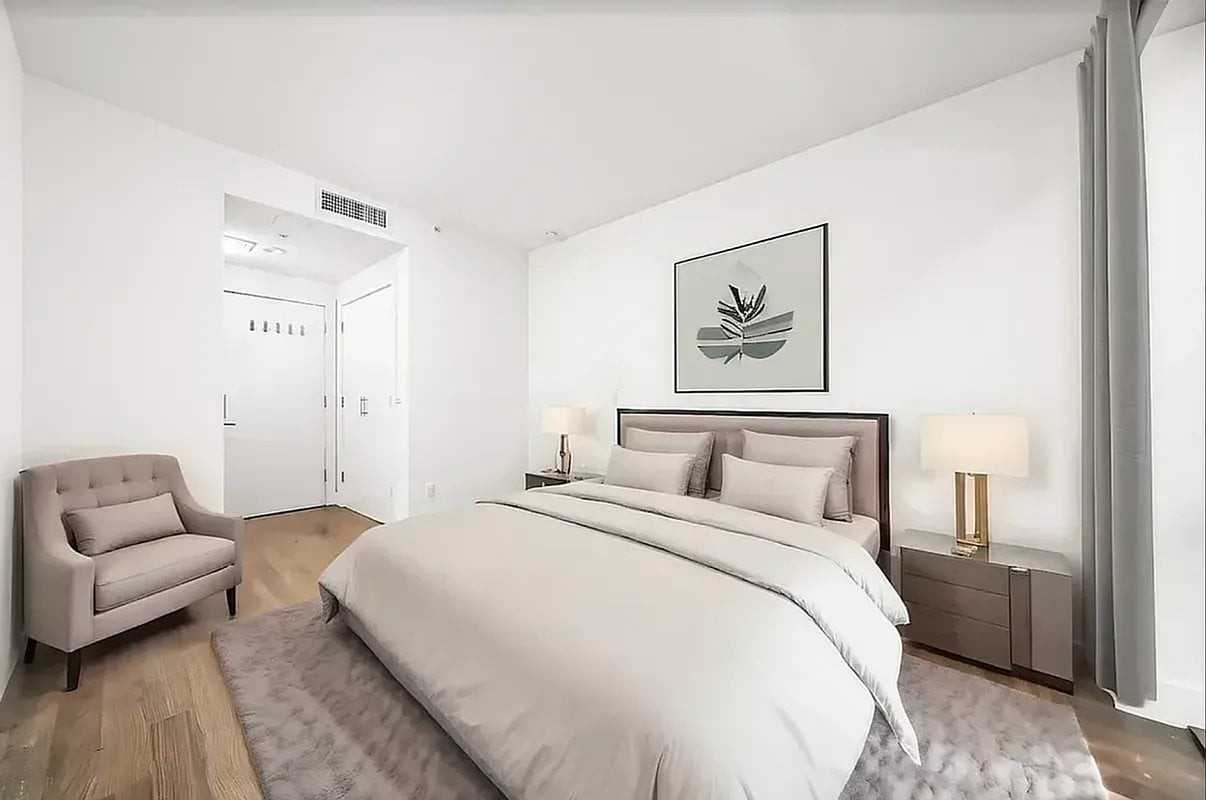 155 Attorney St #6D - Photo 2 of 10