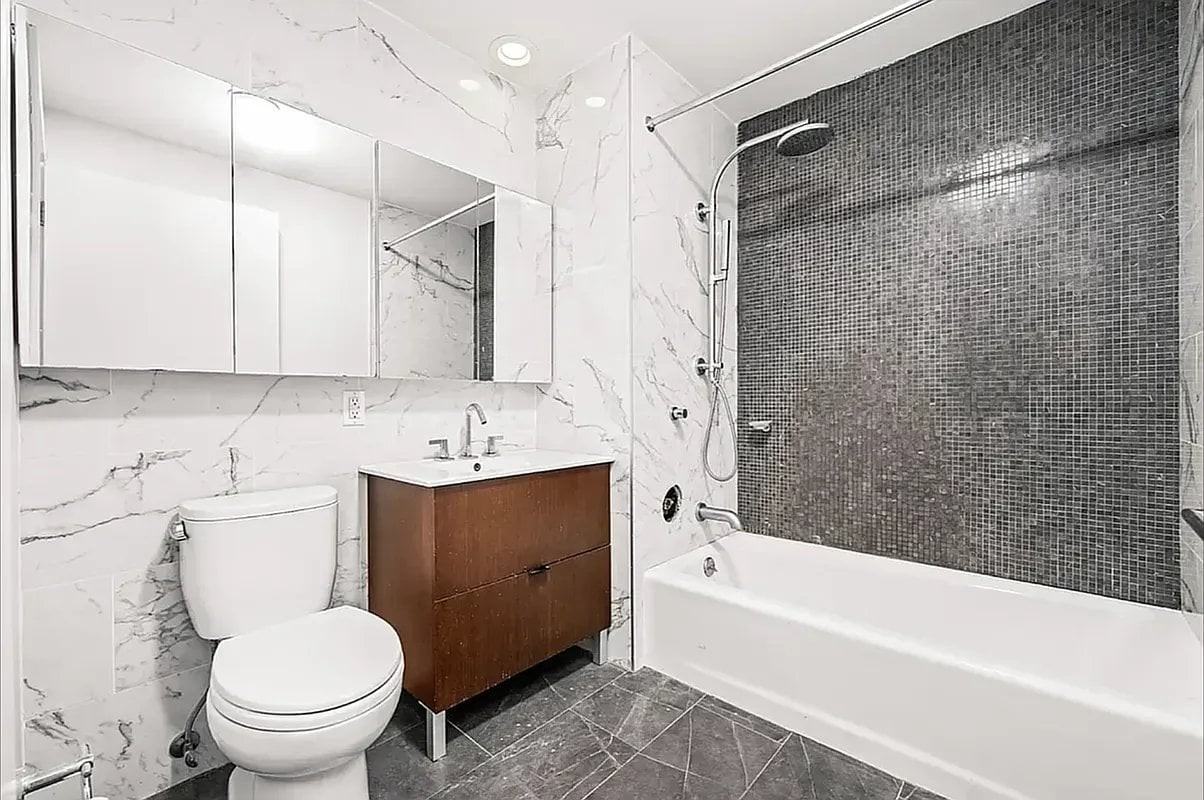 155 Attorney St #6D - Photo 6 of 10