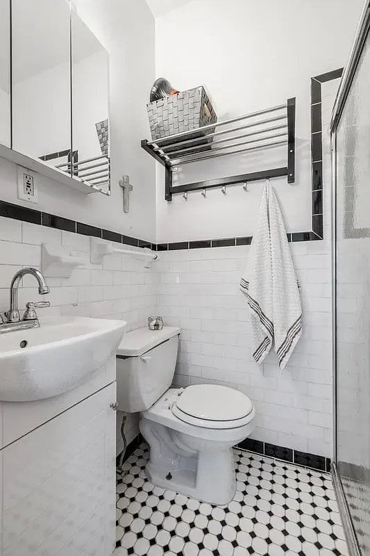 240 Sullivan St #23 - Photo 4 of 4