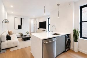 featured image of 19 Wyckoff St #23