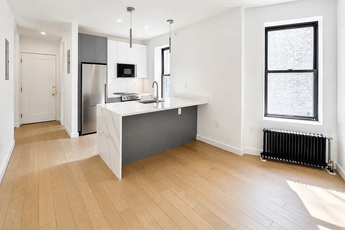 19 Wyckoff St #23 - Photo 4 of 6