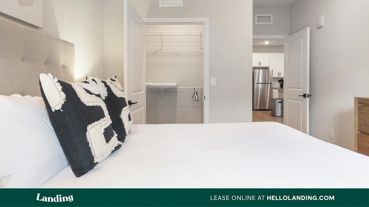 84 San Filippo Drive S.E. - Photo 4 of 50