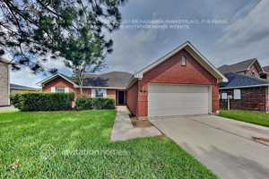 featured image of 383 Hyland Ln