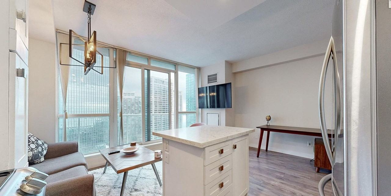 8 York Street #2404 - Photo 4 of 9
