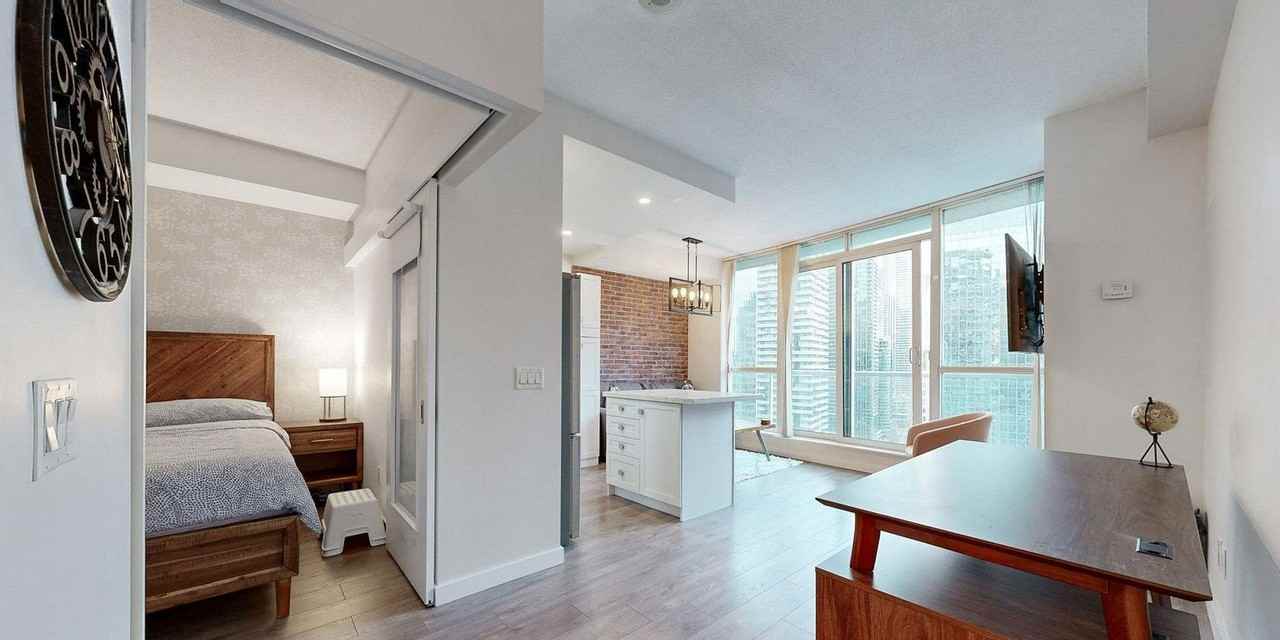 8 York Street #2404 - Photo 5 of 9