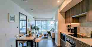 17 Bathurst Street #808 - Photo 1 of 1