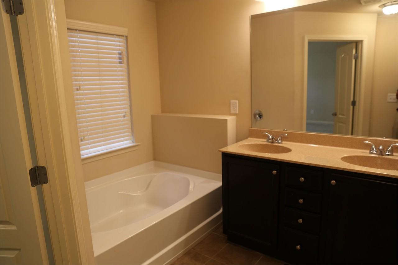 2654 Sardis Chase Ct #1 - Photo 7 of 14