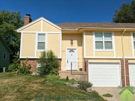 featured image of 837 S Lindenwood Dr #837