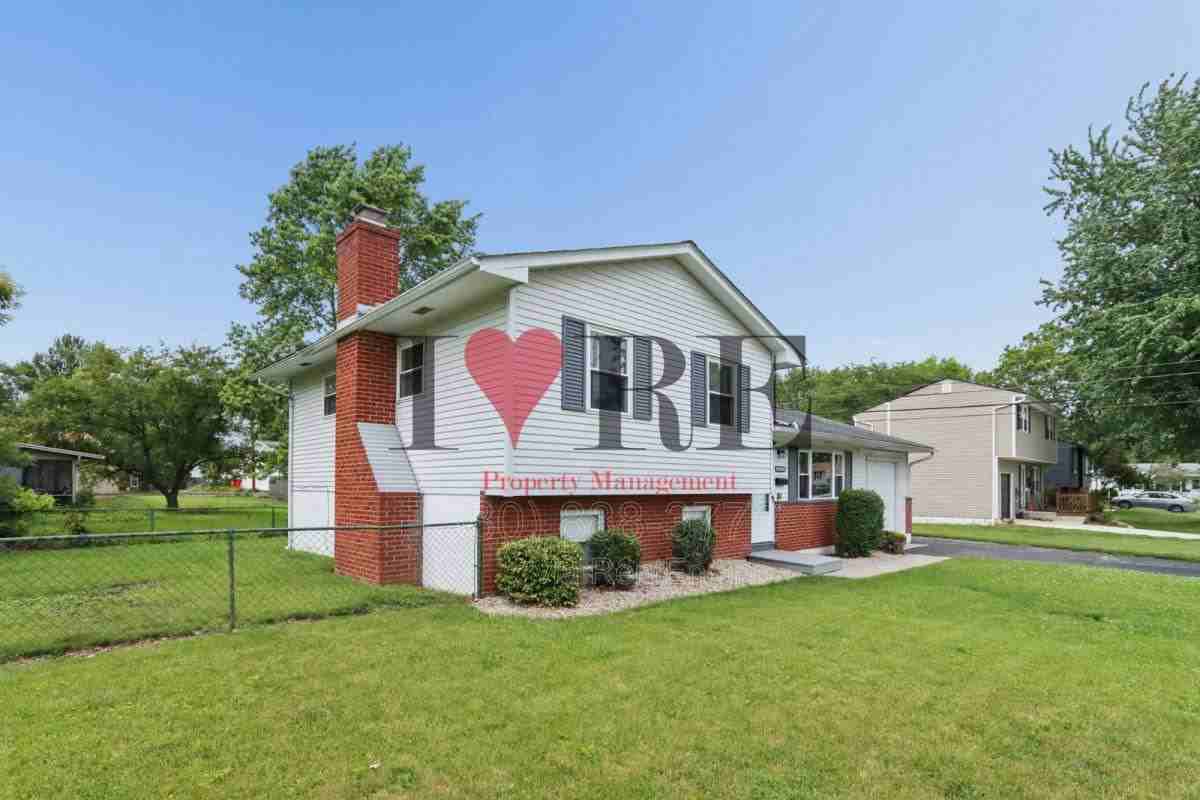 3565 Brunswick Dr - Photo 3 of 10