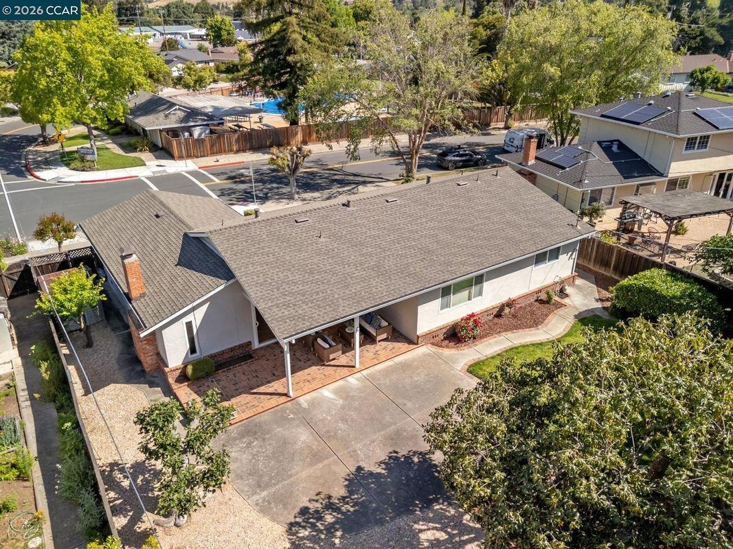 3114 Santa Paula Dr - Photo 7 of 20