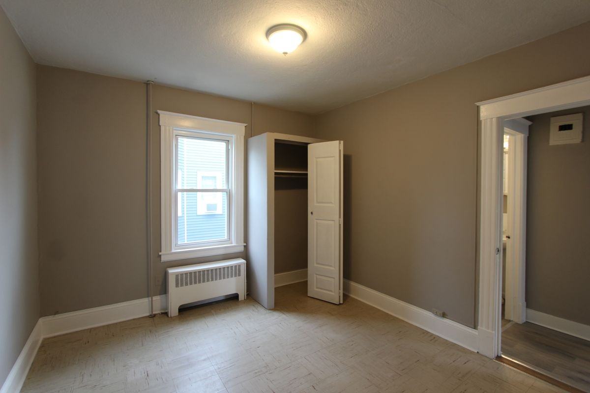 64 James St - Photo 2 of 7