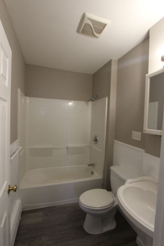64 James St - Photo 4 of 7