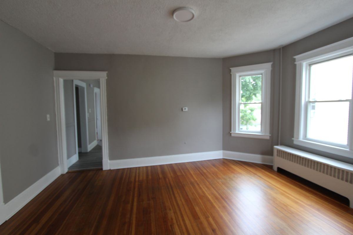 64 James St - Photo 5 of 7