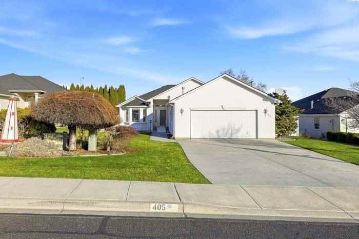 405 W Canyon Lakes Dr - Photo 2 of 33