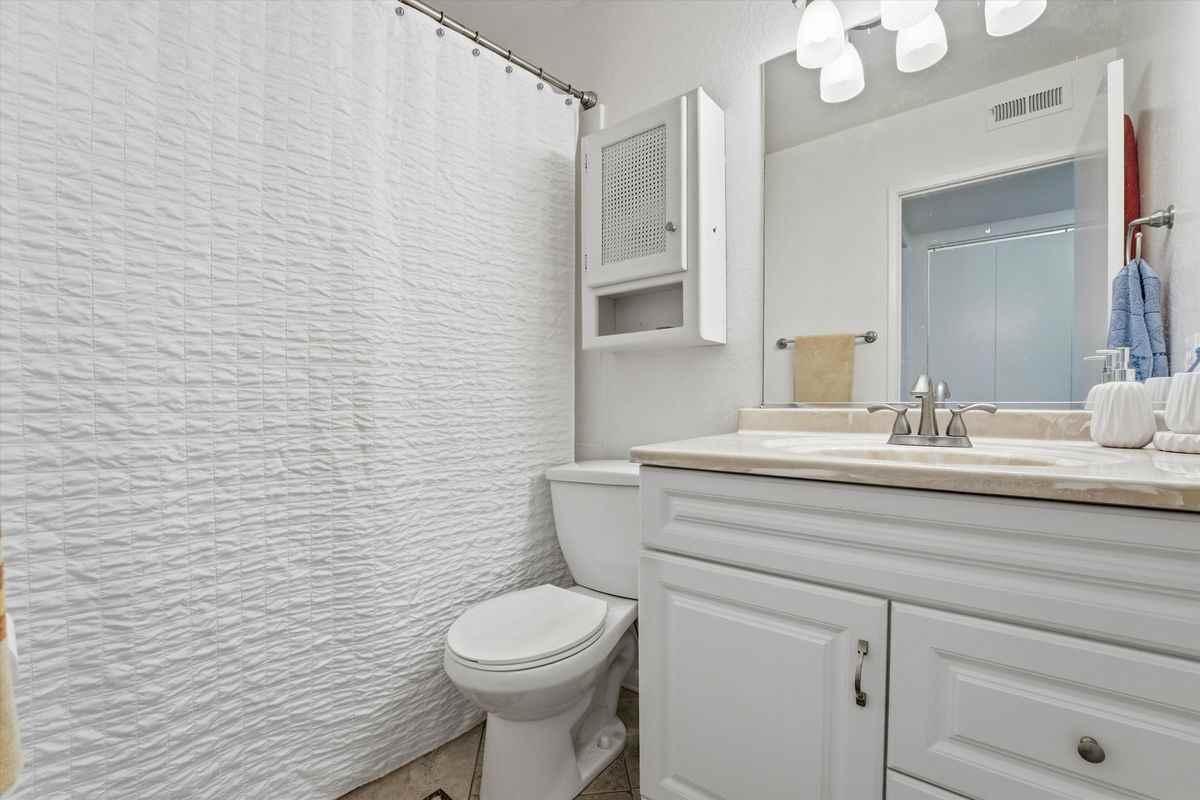 104 Oval Rd - Photo 7 of 21