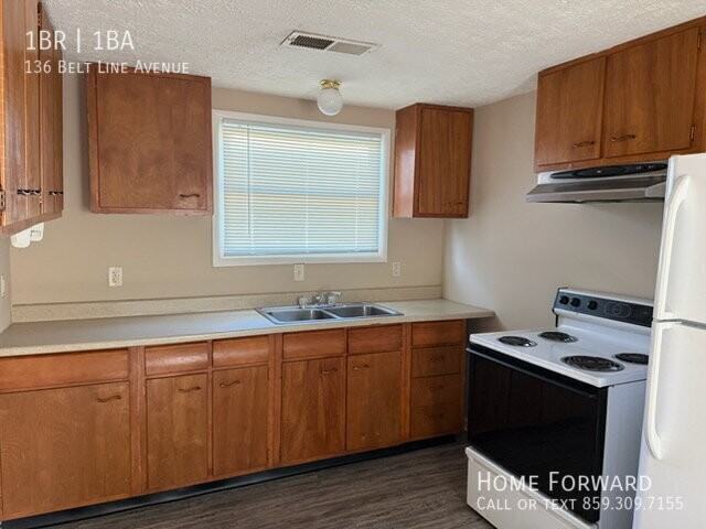 136 Belt Line Ave - Photo 4 of 10