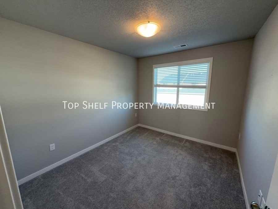 5711 Ne Lowell Ln - Photo 6 of 15