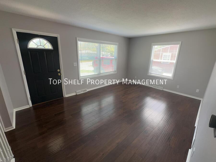 308 Sw Westview Dr - Photo 2 of 12