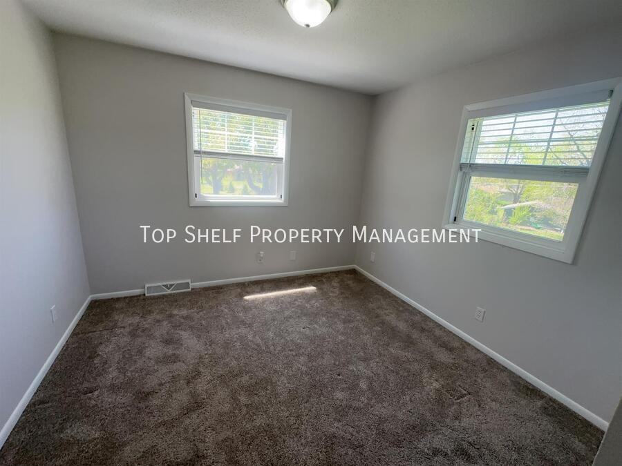 308 Sw Westview Dr - Photo 5 of 12